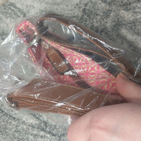 Lands' End floral crossbody bag. NIB. - Picture 4 of 4